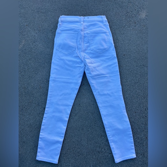 Gap True Skinny Sky Rise Women's All White Jeans Size 25 - Picture 6 of 8